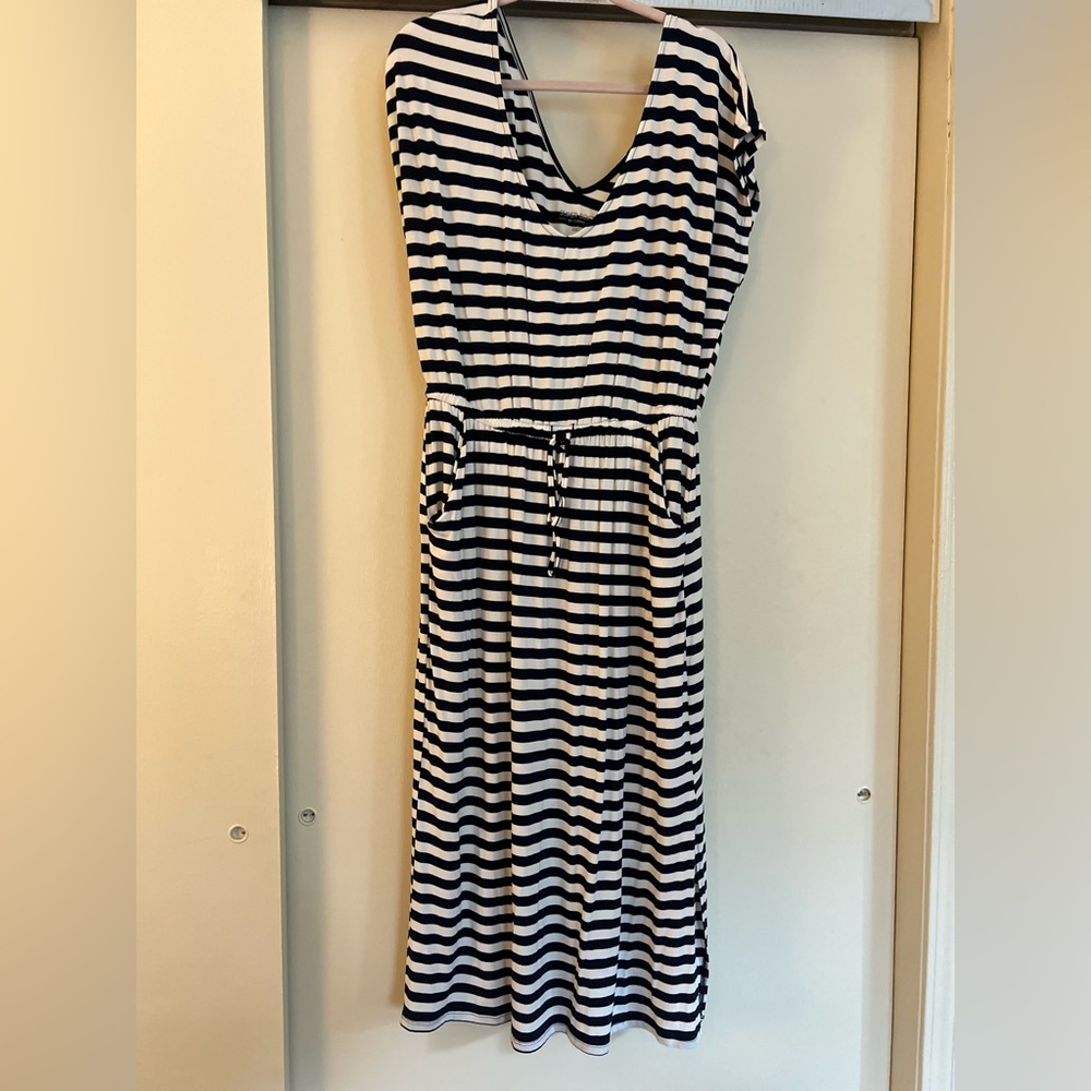 Torrid Navy and White Sleeveless V-Neck Midi Sundress